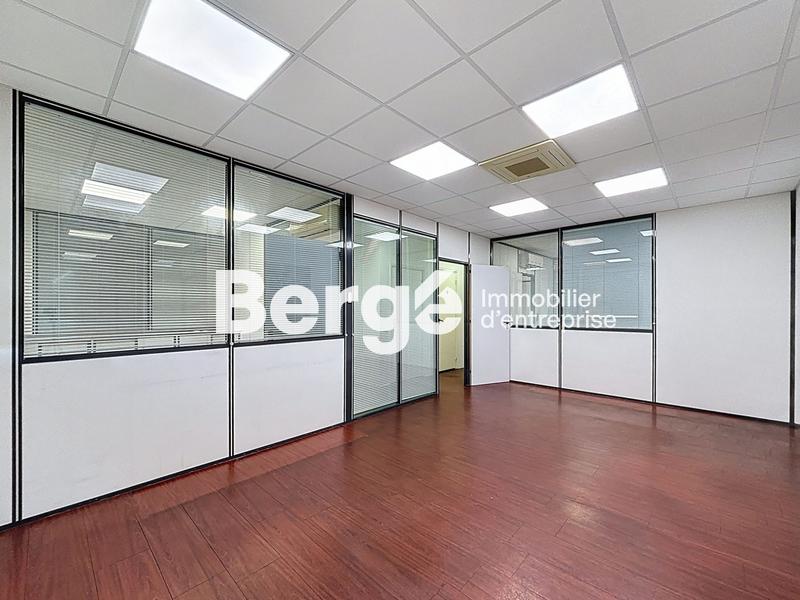 Bureau - 195 m²