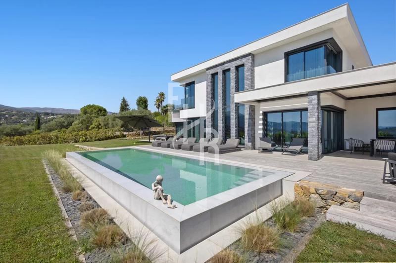 Villa - 420 m² - 8 pièces