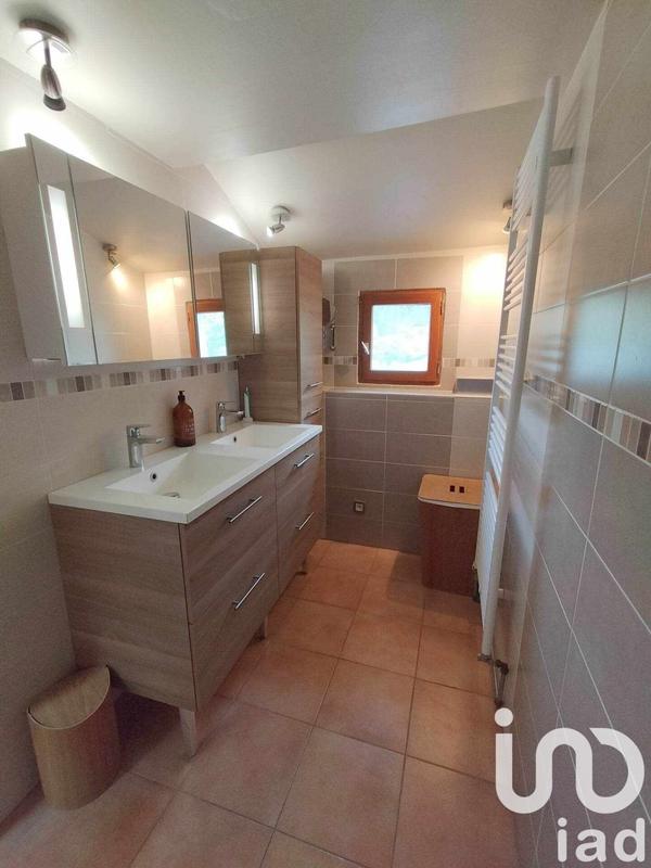 Maison - 478 m² - 15 pièces