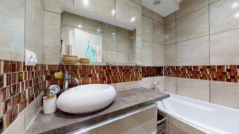 Appartement - 117 m² - 5 pièces