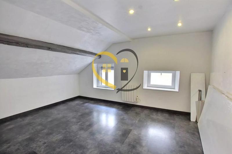 Maison de village - 162 m² - 7 pièces