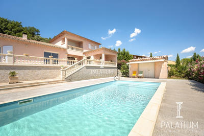 Villa - 152 m² - 5 pièces