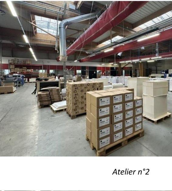 Local commercial - 3 000 m²