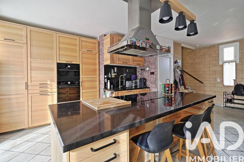 Maison - 103 m² - 4 pièces