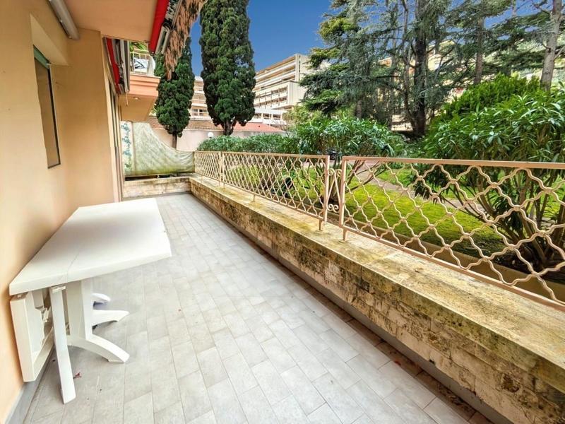 Appartement - 64 m² - 2 pièces