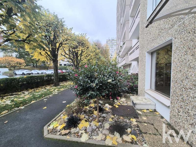 Appartement - 77 m² - 4 pièces