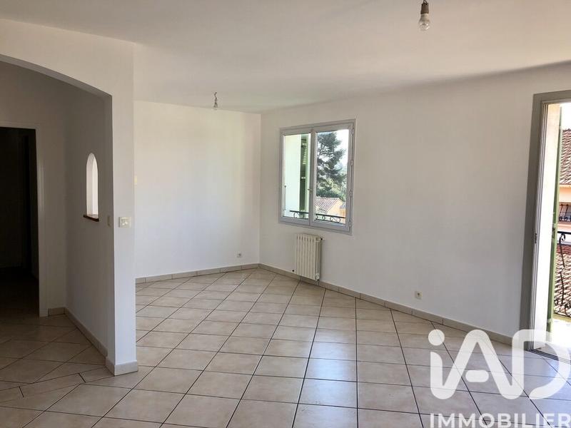 Appartement - 81 m² - 3 pièces