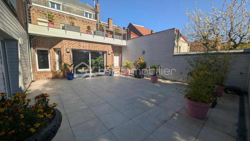 Maison de ville - 402 m² - 15 pièces