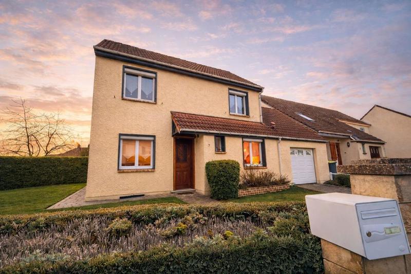 Maison - 100 m² - 4 pièces