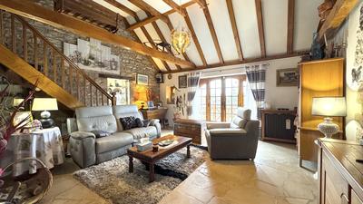 Maison - 100 m² - 6 pièces