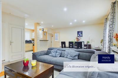 Maison - 130 m² - 5 pièces