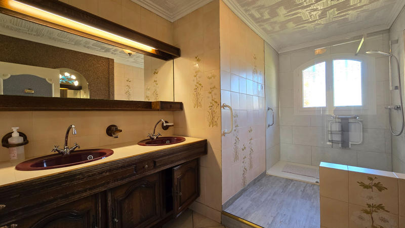 Maison - 128 m² - 6 pièces