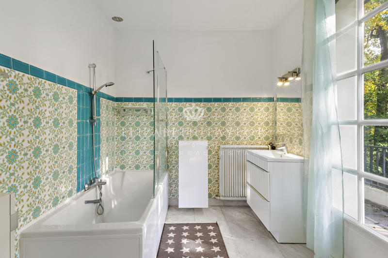 Villa - 420 m² - 14 pièces