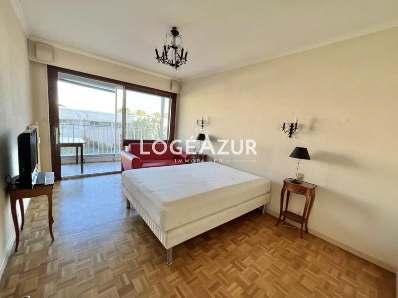 Appartement - 91 m² - 3 pièces