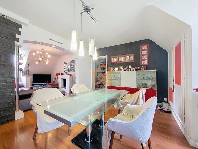 Appartement - 86 m² - 4 pièces