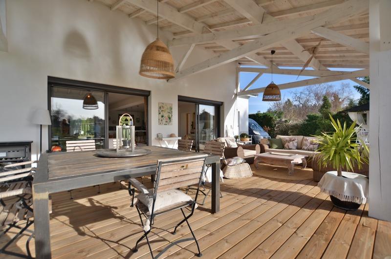 Maison - 180 m² - 7 pièces