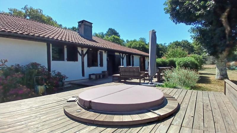 Maison - 150 m² - 6 pièces