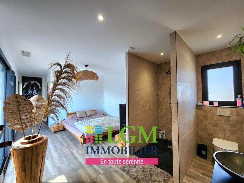 Maison - 137 m² - 4 pièces