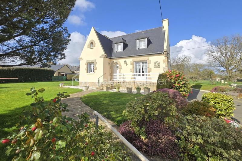 Maison - 135 m² - 6 pièces