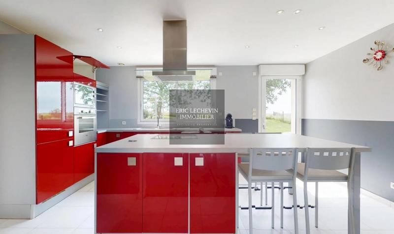 Maison - 141 m² - 6 pièces