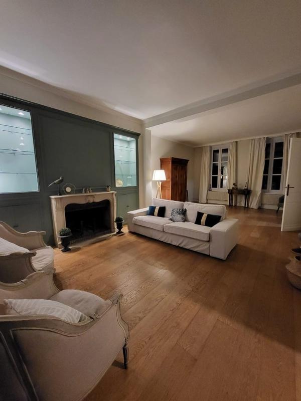 Maison - 170 m² - 6 pièces