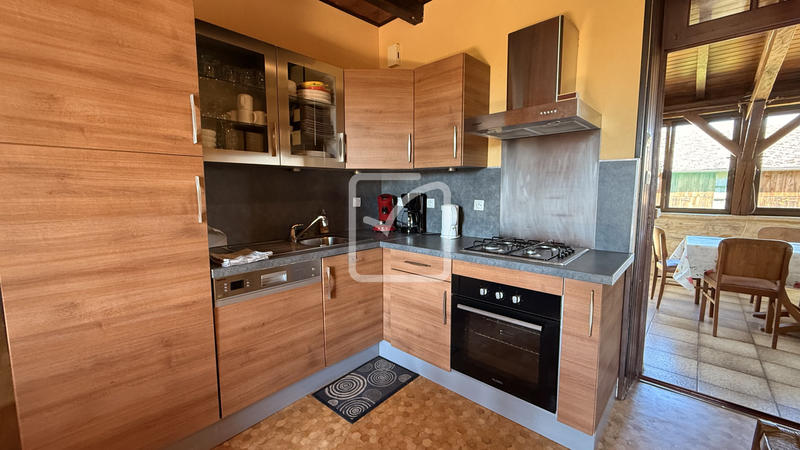 Maison - 199 m² - 10 pièces