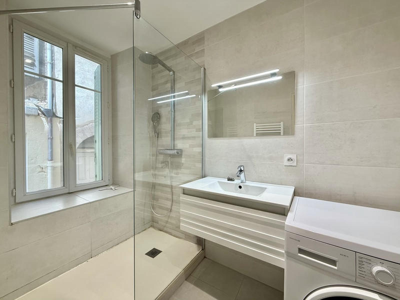 Appartement - 88 m² - 3 pièces