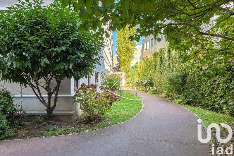 Appartement - 102 m² - 4 pièces