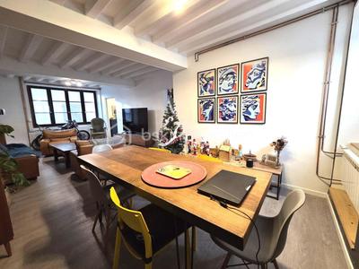 Maison - 98 m² - 5 pièces