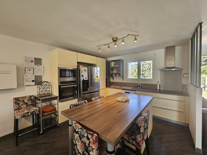 Maison traditionnelle - 116 m² - 6 pièces