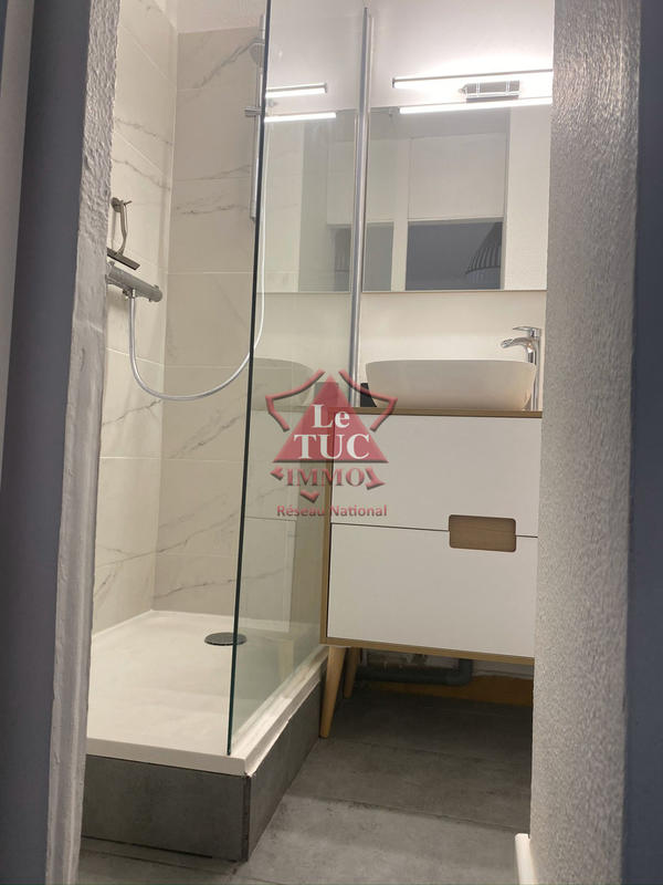 Appartement - 18 m² - 1 pièce