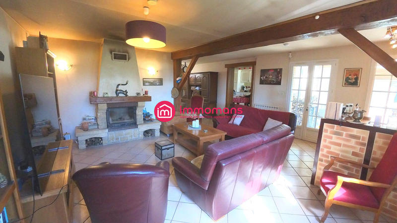 Maison - 165 m² - 11 pièces