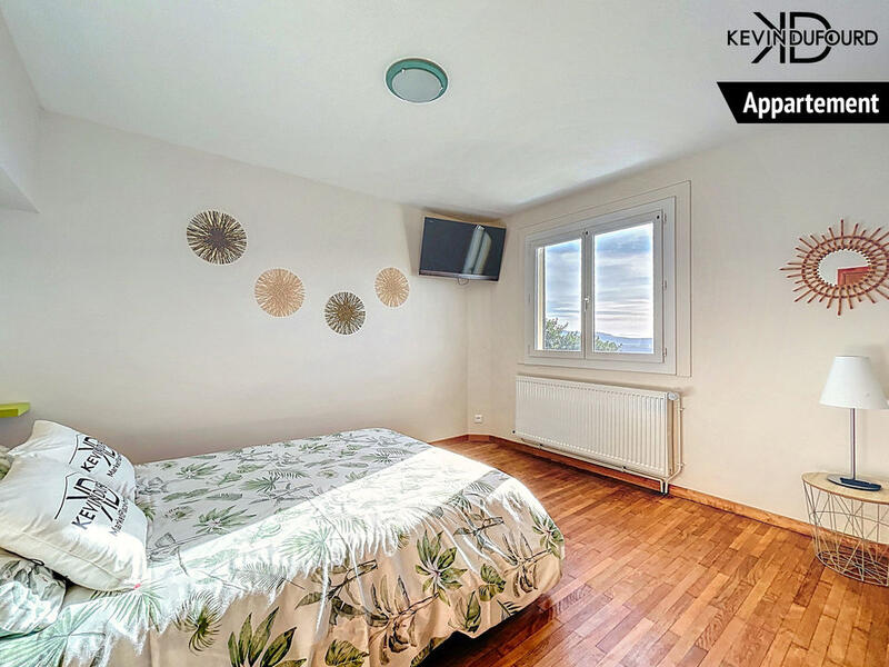 Maison - 175 m² - 9 pièces