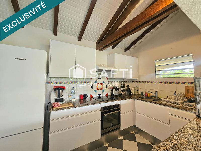 Maison - 98 m² - 5 pièces