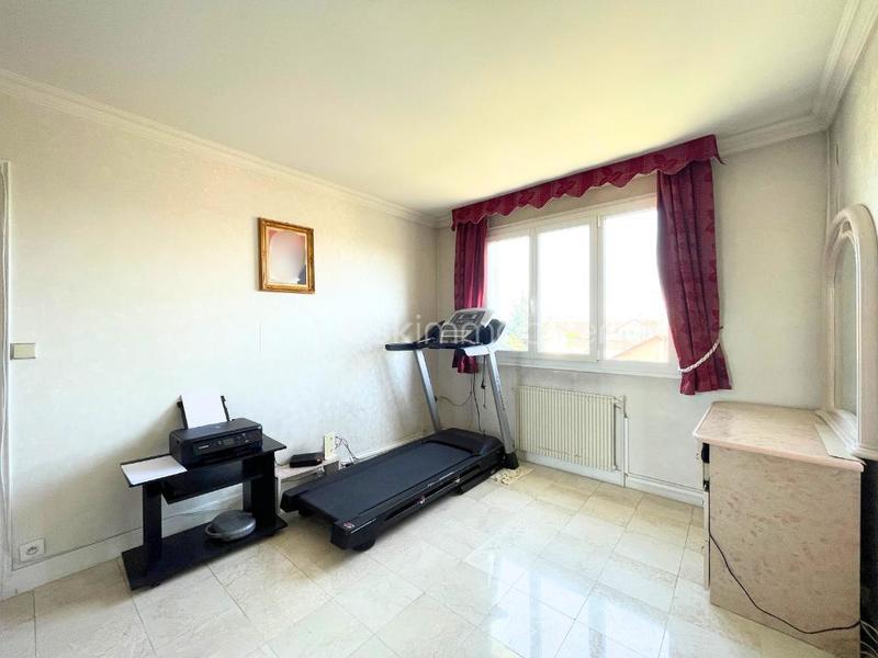 Pavillon - 140 m² - 6 pièces