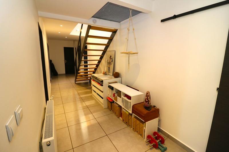 Propriété - 265 m² - 10 pièces