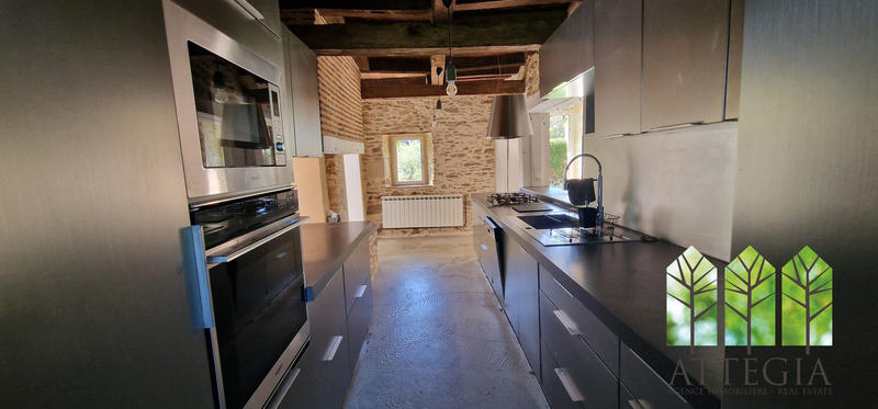 Maison - 190 m² - 10 pièces