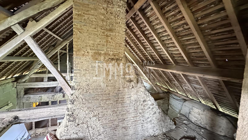 Maison ancienne - 157 m² - 13 pièces