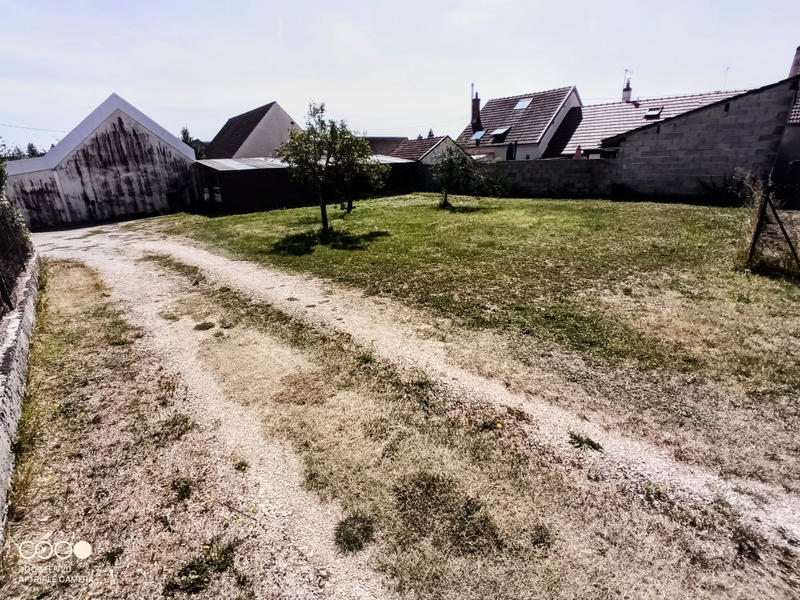 Terrain constructible - 631 m²