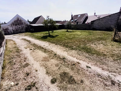 Terrain constructible - 631 m²