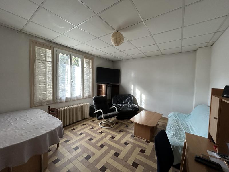 Maison - 96 m² - 5 pièces