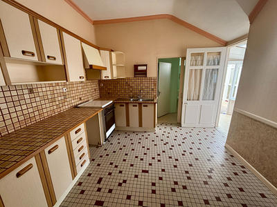 Maison - 104 m² - 4 pièces