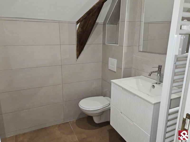 Maison - 320 m² - 7 pièces