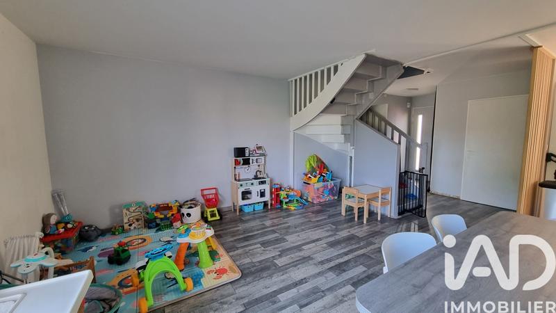 Maison - 95 m² - 5 pièces