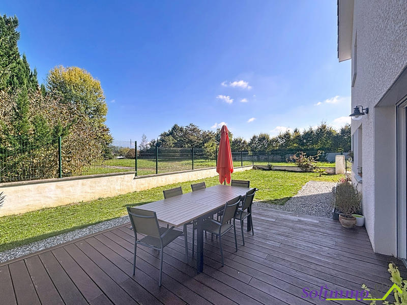 Maison - 91 m² - 4 pièces