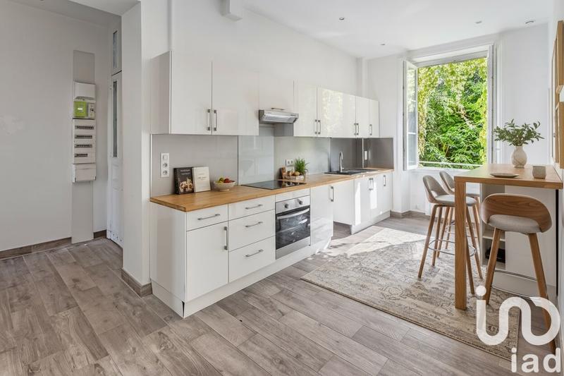 Appartement - 97 m² - 4 pièces