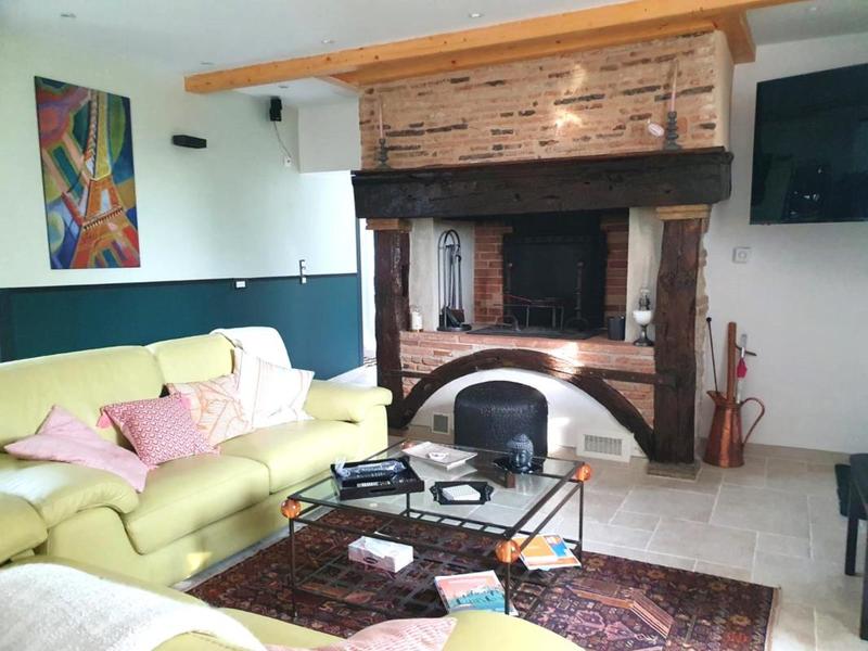 Propriété - 330 m² - 12 pièces