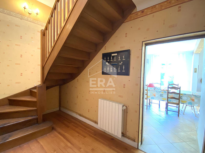 Maison - 207 m² - 9 pièces