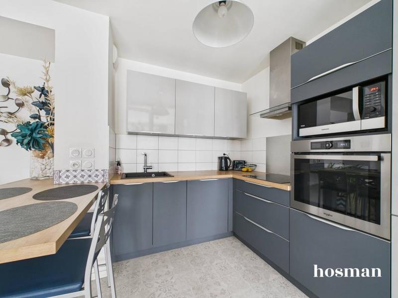 Appartement - 81 m² - 4 pièces