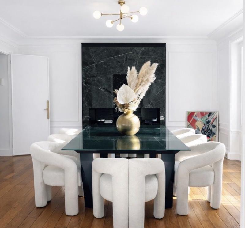 Maison - 302 m² - 11 pièces